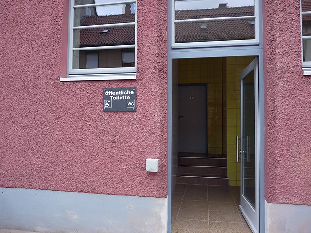 Freigabe WC Bad Frankenhausen (Foto: Karl-Heinz Herrmann) Freigabe WC Bad Frankenhausen (Foto: Karl-Heinz Herrmann)