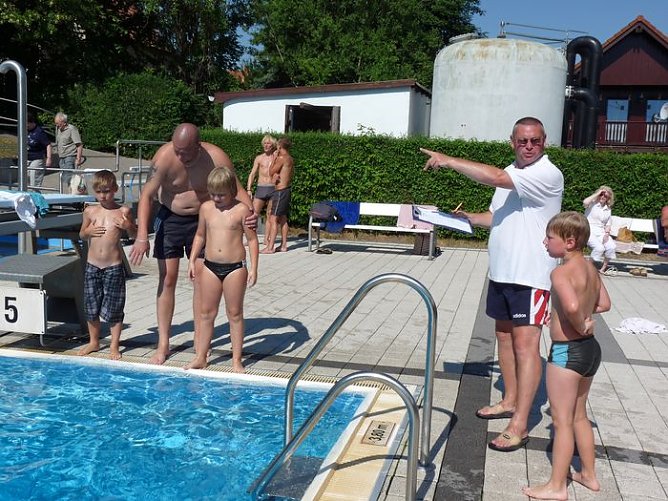 Seepferdchen erhalten (Foto: Karl-Heinz Herrmann) Seepferdchen erhalten (Foto: Karl-Heinz Herrmann)