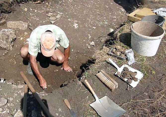 Grabungen auf Frauenberg (Foto: Karl-Heinz Herrmann)