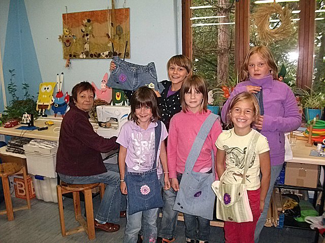 Schneiderei im Domizil (Foto: Domizil Bad Frankenhausen) Schneiderei im Domizil (Foto: Domizil Bad Frankenhausen)