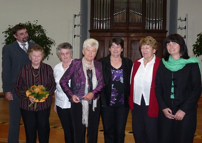 Ehrenamtspreise vergeben (Foto: Karl-Heinz Herrmann) Ehrenamtspreise vergeben (Foto: Karl-Heinz Herrmann)