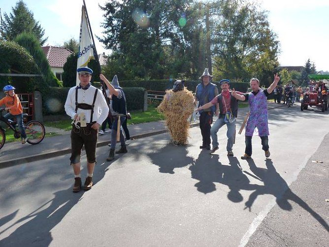 Erbsb&auml;r unterwegs (Foto: Karl-Heinz Herrmann)
