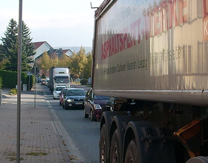 Frankenhäuserstraße Sondershausen (Foto: Karl-Heinz Herrmann) Frankenhäuserstraße Sondershausen (Foto: Karl-Heinz Herrmann)