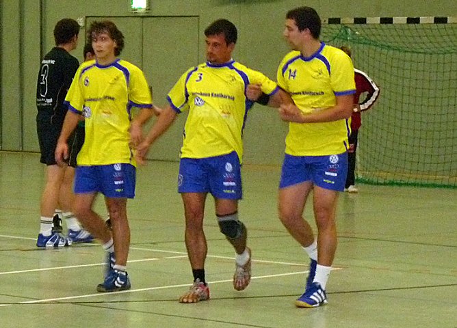 Einheit gegen THC 2 (Foto: Karl-Heinz Herrmann) Einheit gegen THC 2 (Foto: Karl-Heinz Herrmann)