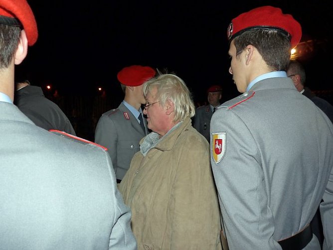 Gel&ouml;bnis im feierlichen Rahmen (Foto: Karl-Heinz Herrmann)