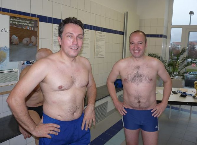 24 Stunden Schwimmen begonnen (Foto: Karl-Heinz Herrmann)