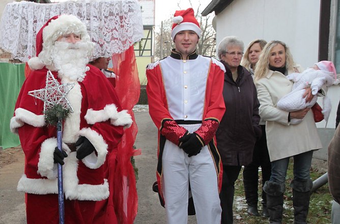 Weihnachtsmann hat Sprechstunde (Foto: G&uuml;nter Herting)