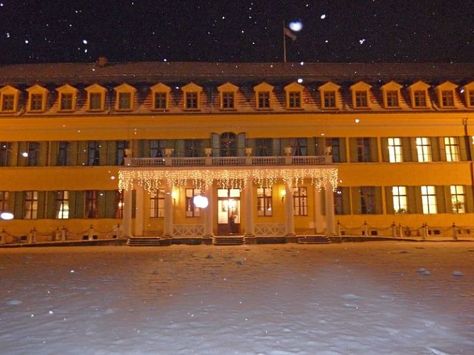 Im Schlossrestaurant Sondershausen (Foto: Karl-Heinz Herrmann) Im Schlossrestaurant Sondershausen (Foto: Karl-Heinz Herrmann)