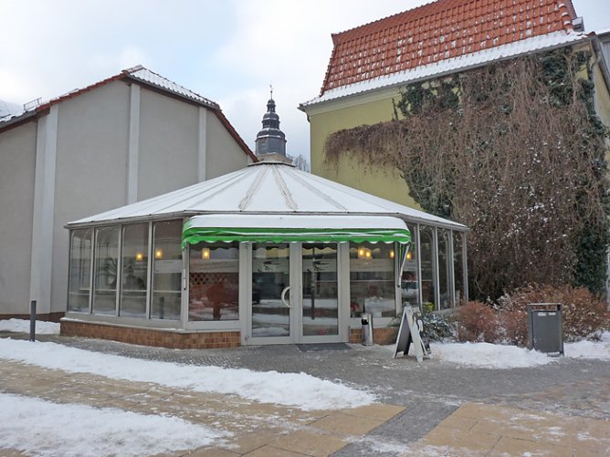 Auf und zu (Foto: Karl-Heinz Herrmann) Auf und zu (Foto: Karl-Heinz Herrmann)