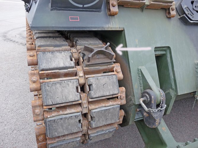 Bergepanzer zum Schneeräumen? (Foto: Karl-Heinz Herrmann) Bergepanzer zum Schneeräumen? (Foto: Karl-Heinz Herrmann)