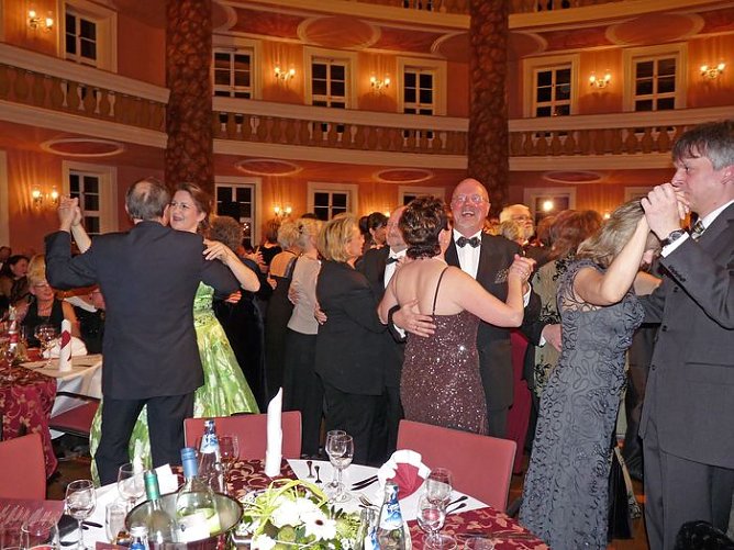 Weiteres vom Schlossball (Foto: Karl-Heinz Herrmann)