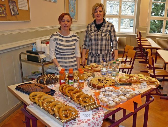 Offene T&uuml;r Scholl-Gymnasium (Foto: Karl-Heinz Herrmann)
