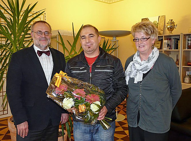 Erste Einb&uuml;rgerung 2011 (Foto: Landratsamt Kyffh&auml;userkreis)