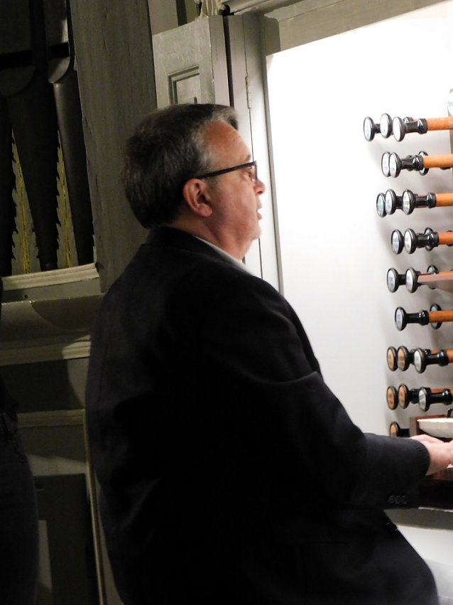 Bild: Meisterspieler an Meisterorgel