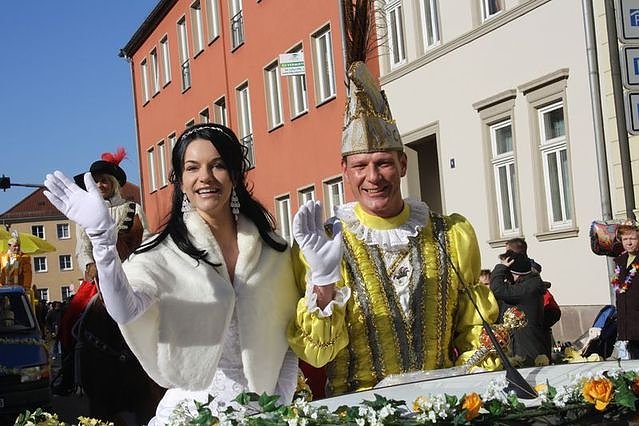 Rosenmontagsgesichter