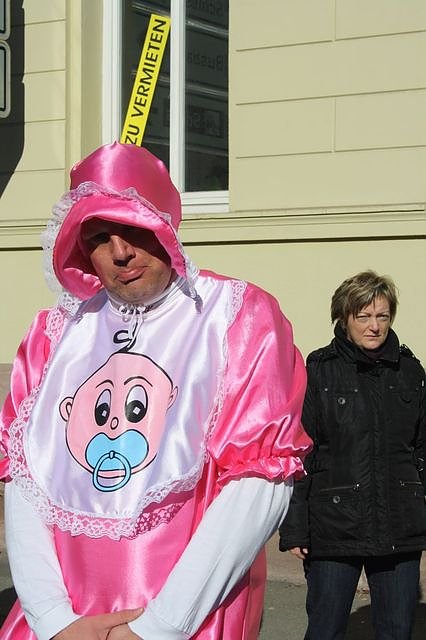 Rosenmontagsgesichter