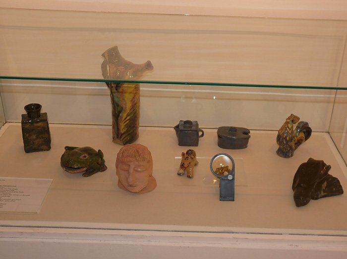 In Keramik und Stein