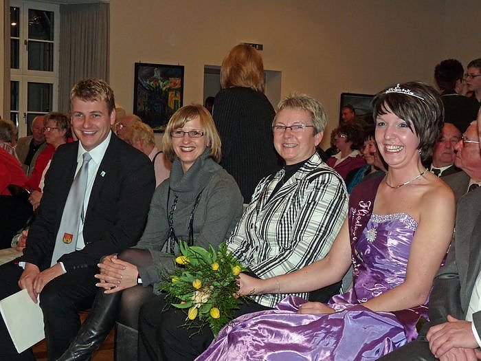 Ehrenarbeit gew&uuml;rdigt