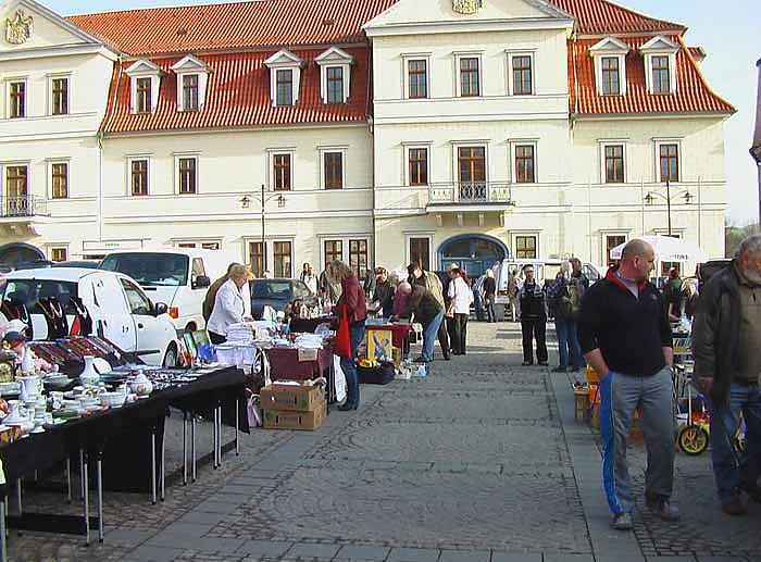 Tr&ouml;delmarkt