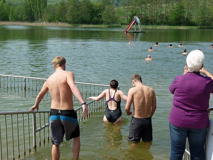 Spa&szlig; beim Anbaden