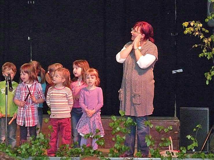 Fr&uuml;hlingsfest gefeiert