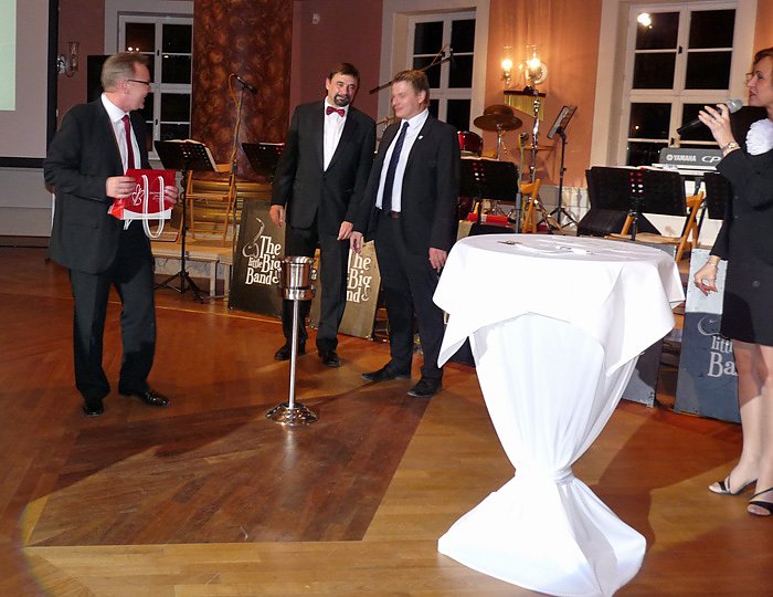 Bei Tombola abger&auml;umt?