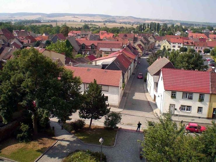 Tamara entdeckt den Turm mit den herrlichen Aussichten &uuml;ber die Stadt