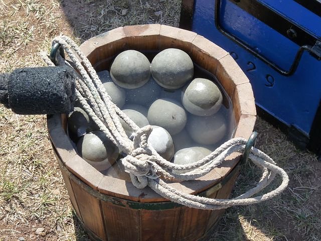 Kanonendonner auf Dickkopf