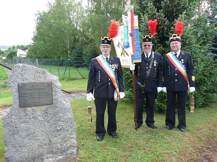 Toter Kumpel gedacht