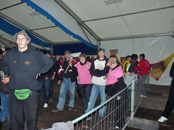 St&uuml;rmisch gefeiert