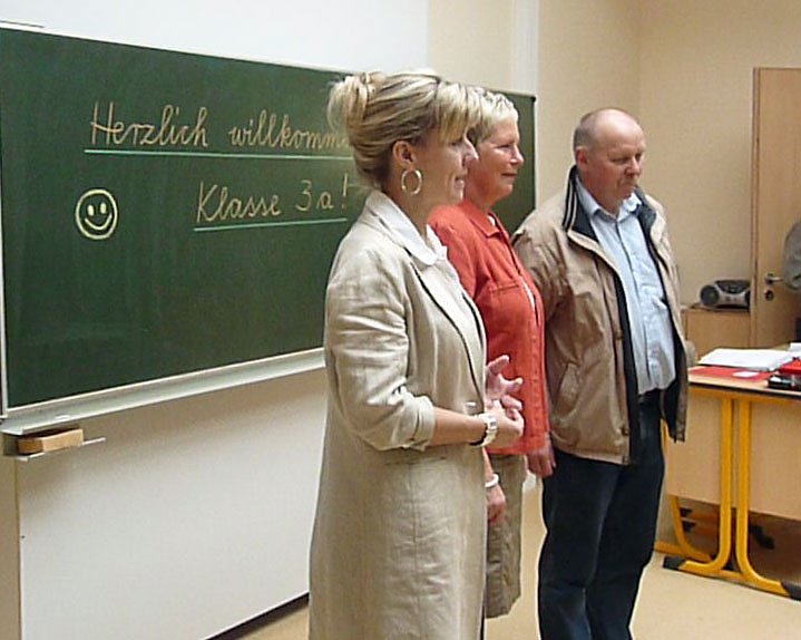 Mit Schl&uuml;ssel&uuml;bergabe offiziell