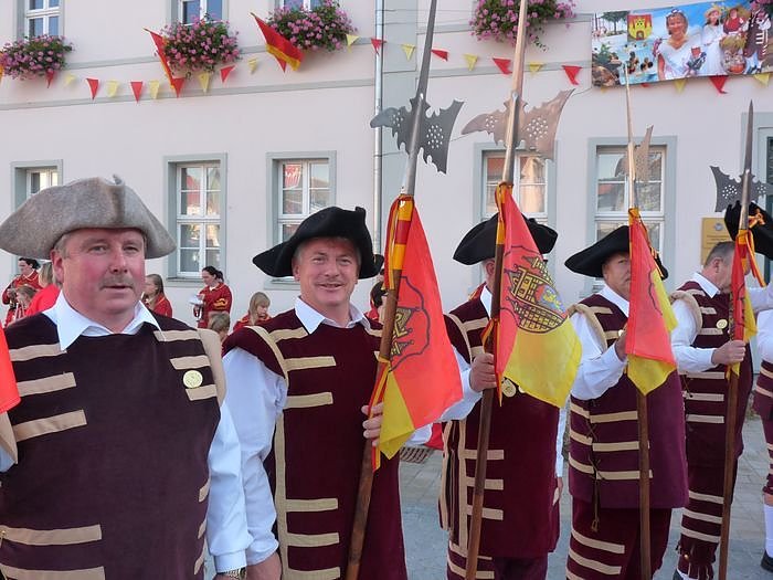 Umzug der Hausm&auml;nner