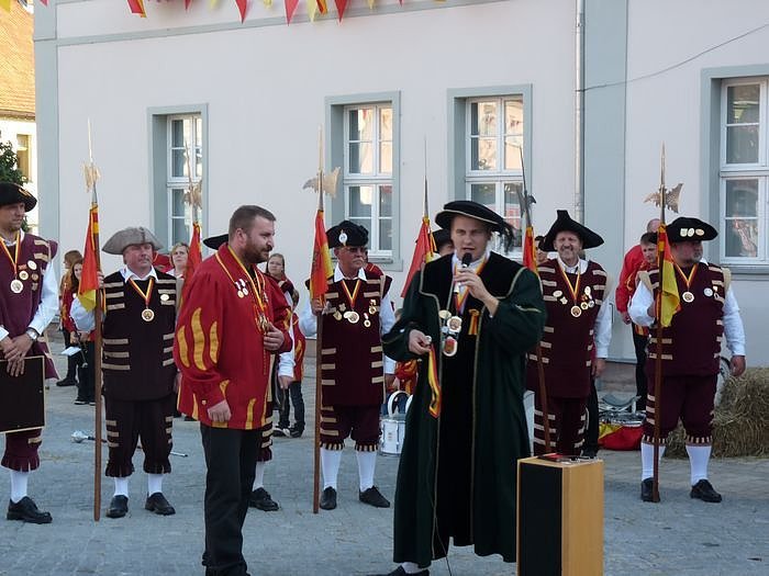 Umzug der Hausm&auml;nner