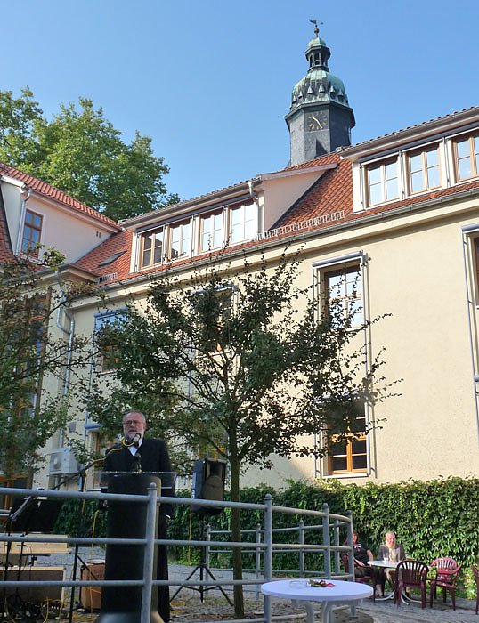 Kritisches zum Feiertag