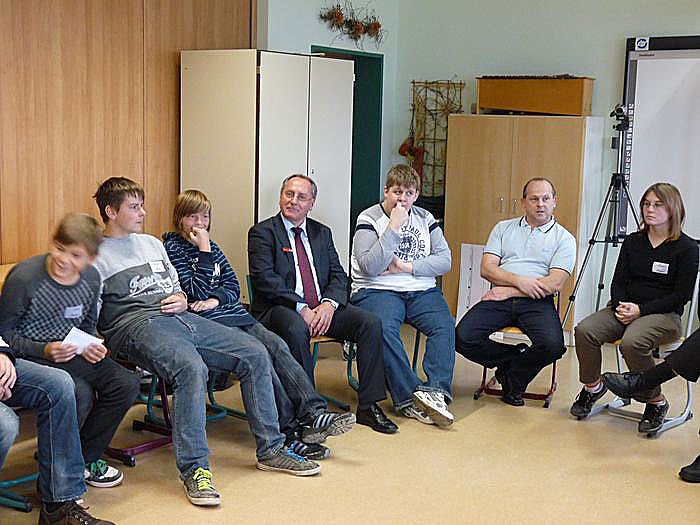 Start Projekt Schulbusbegleiter