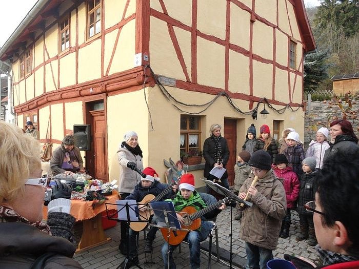 Weihnachtsmarkt in Jechaburg