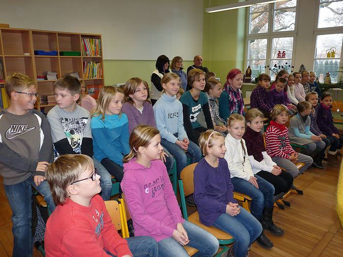 Kinder helfen Kindern