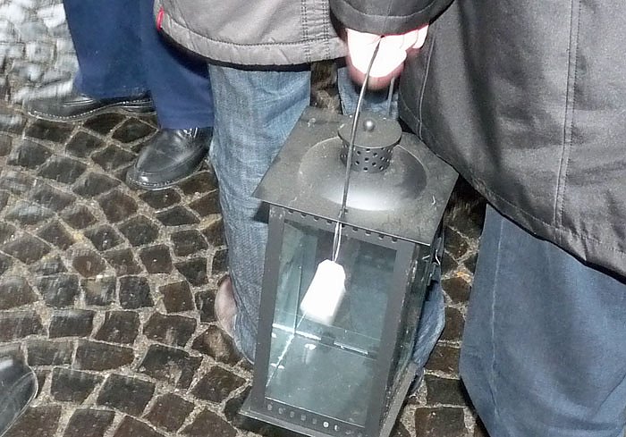 Friedenslicht mit Hindernissen