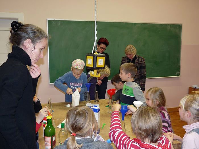 Forscherbox &uuml;bergeben