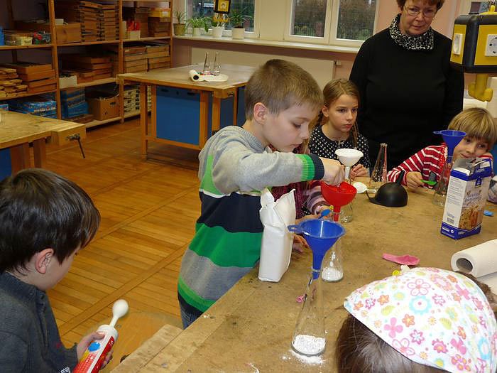 Forscherbox &uuml;bergeben