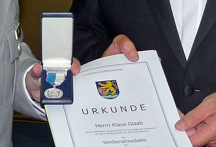 Verdienstsmedaille erhalten
