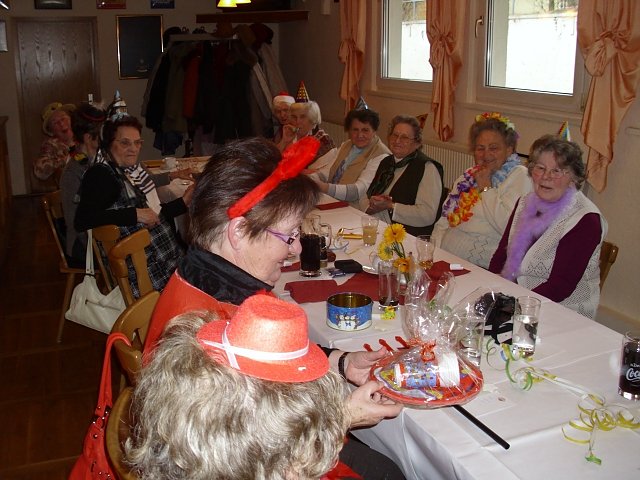 Mit Schalk im Nacken