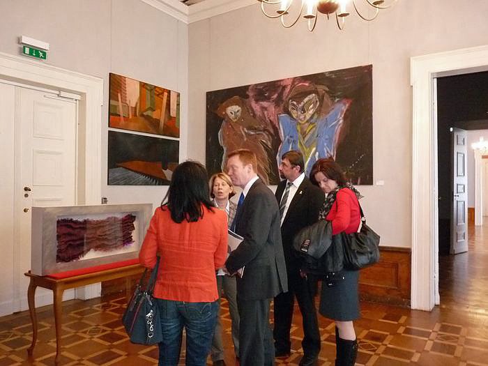 Matschie &uuml;bergibt F&ouml;rderbescheid