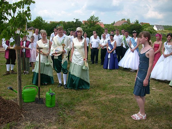 Kr&ouml;nung Laubk&ouml;nig Udersleben