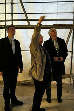 Pressegespr&auml;ch und Spende Unterkirche