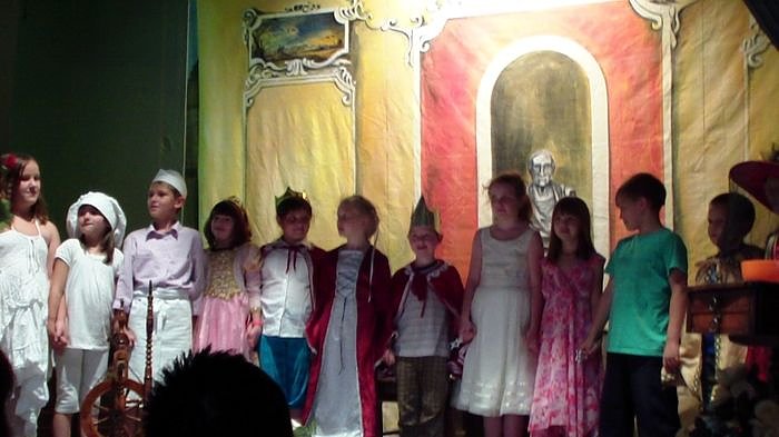 Dornr&ouml;schen im Liebhabertheater