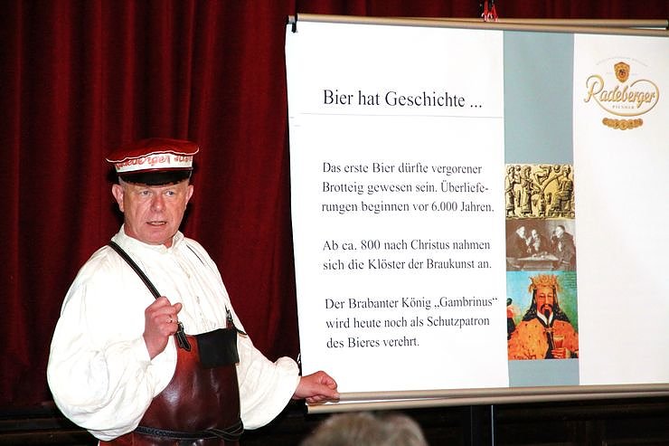 Alterskameraden auf gro&szlig;er Fahrt