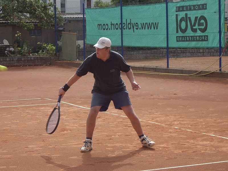 Titel souver&auml;n verteidigt