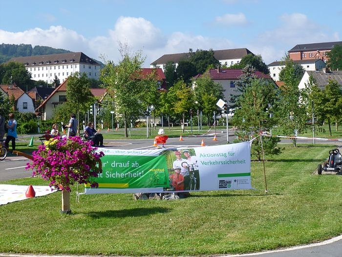 Leser beim Feuerwehrfest