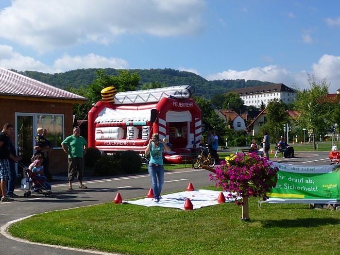 Leser beim Feuerwehrfest